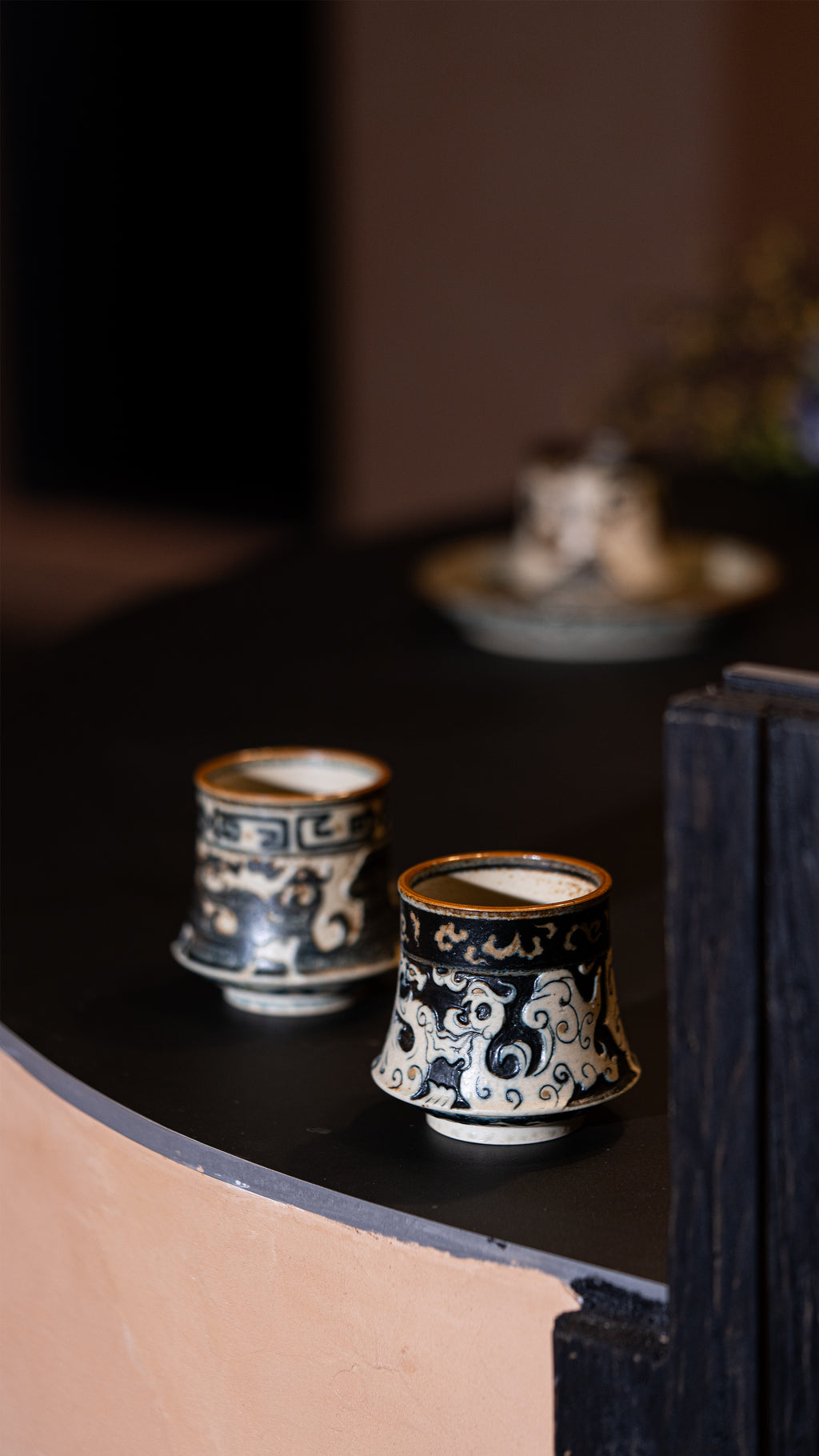 Oriental Aesthetics shiciji Carved loong and Phoenix Pattern Blue and White Porcelain Handmade Coffee Gyro Cup Jingdezhen Handmade Underglaze Color 245ml