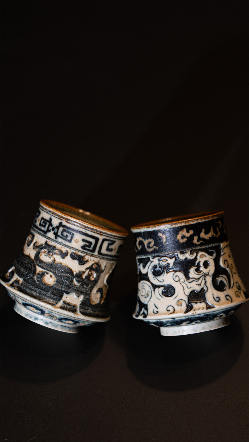 Oriental Aesthetics shiciji Carved loong and Phoenix Pattern Blue and White Porcelain Handmade Coffee Gyro Cup Jingdezhen Handmade Underglaze Color 245ml